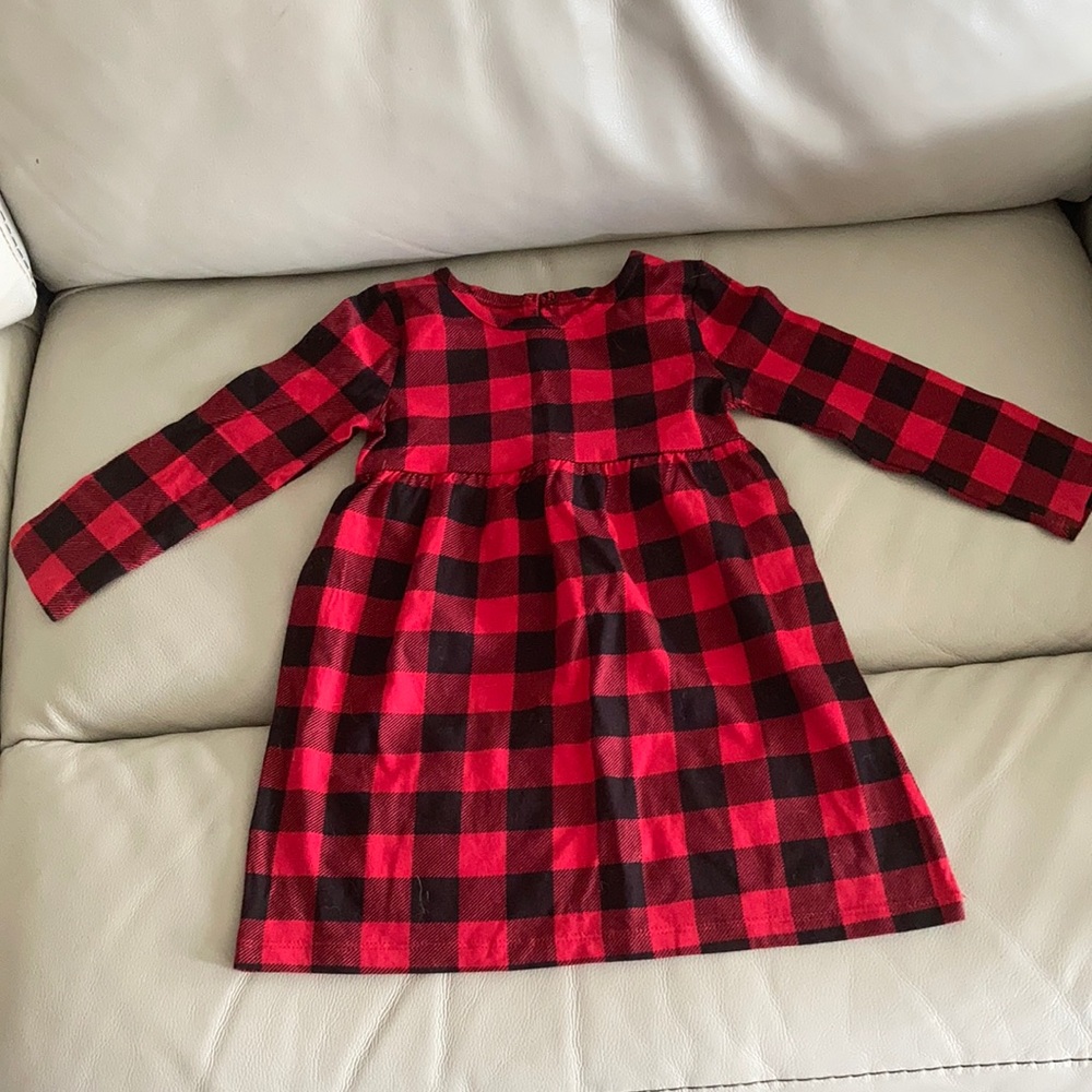 Never worn. Buffalo plaid long sleeved dress.